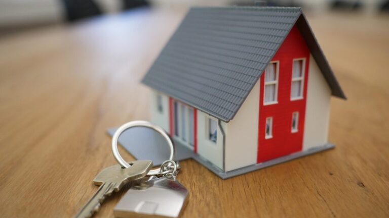 Debunking Common Myths About Renter's Insurance